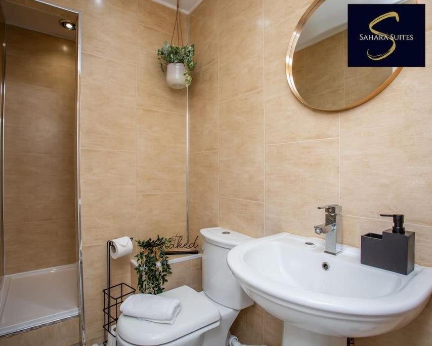 Monthly Retreat - Cosy & Central 3Bed Home - Newcastle Quayside & St James Park - Parking 泰恩河畔纽卡斯尔 外观 照片