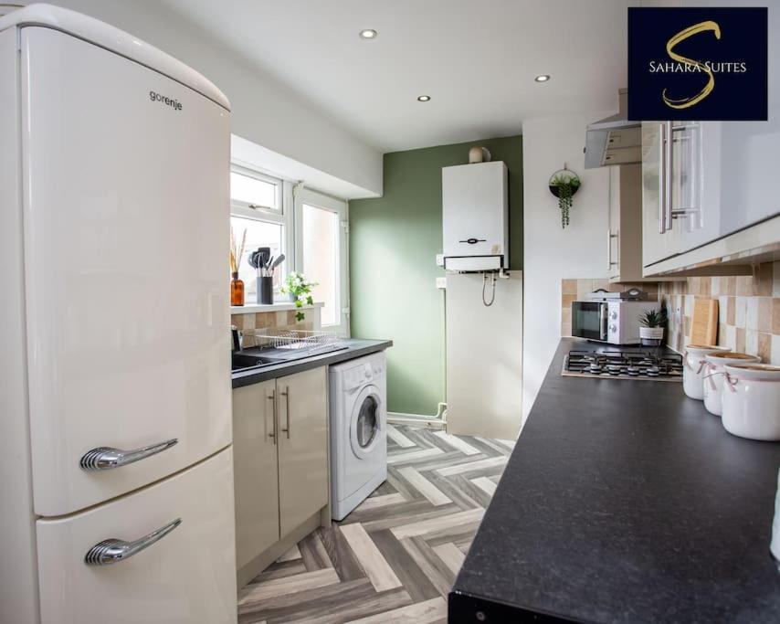 Monthly Retreat - Cosy & Central 3Bed Home - Newcastle Quayside & St James Park - Parking 泰恩河畔纽卡斯尔 外观 照片